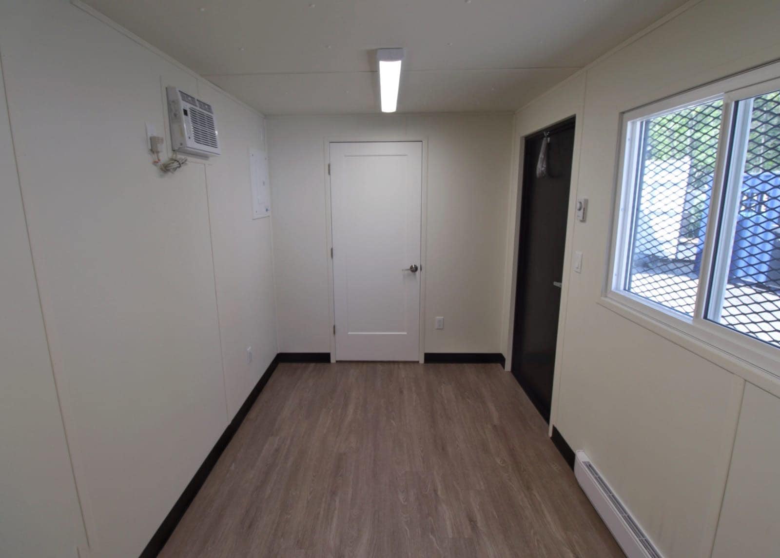 20&prime; Site office + Washroom - Metro Container PTY LTD
