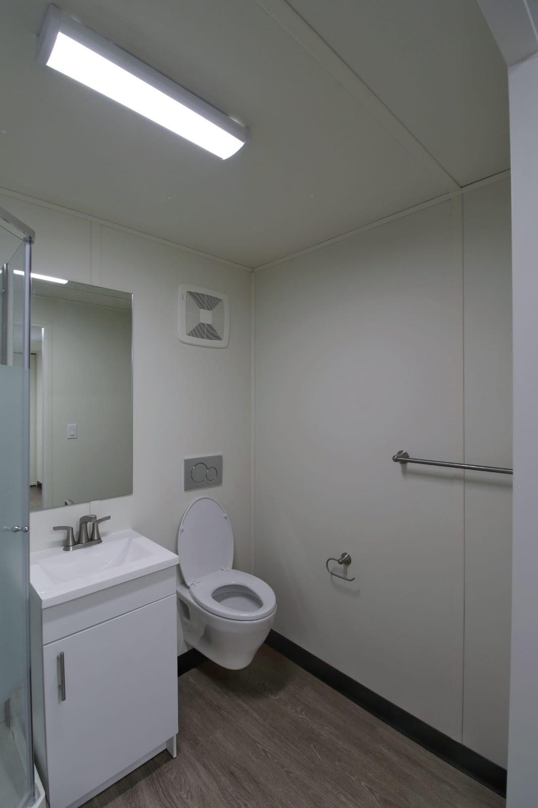 20&prime; Site office + Washroom - Metro Container PTY LTD