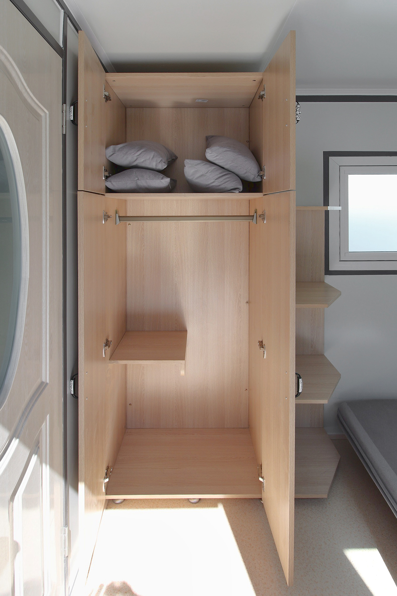 M&B | Modular Housing Pod - Metro Container PTY LTD