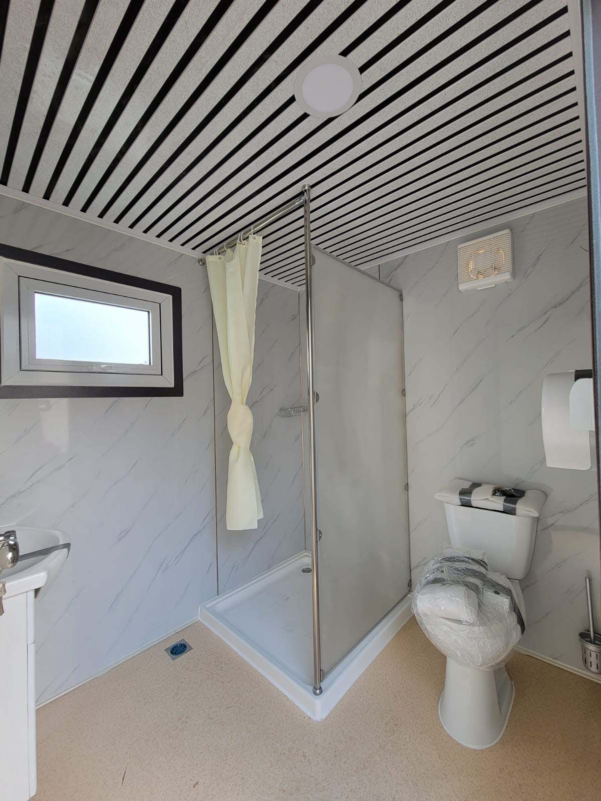 M&B | Portable Washroom + Shower - Metro Container PTY LTD