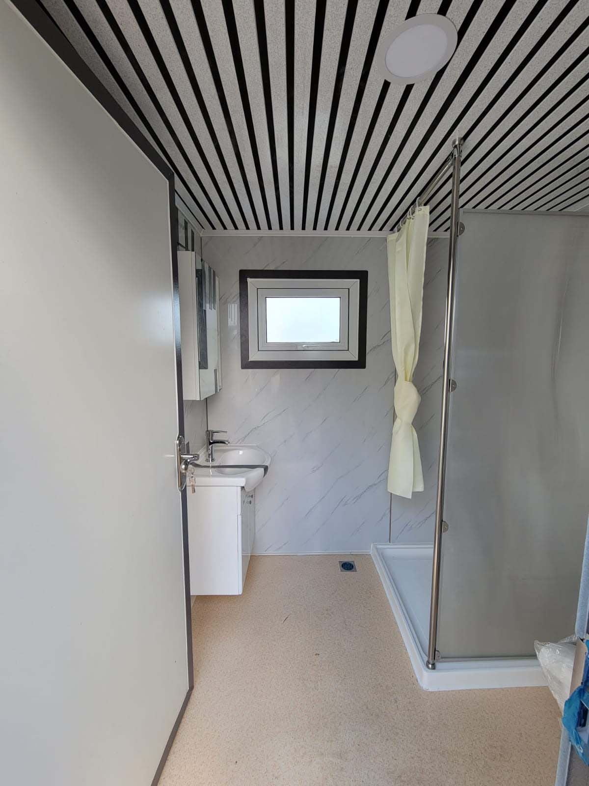 M&B | Portable Washroom + Shower - Metro Container PTY LTD