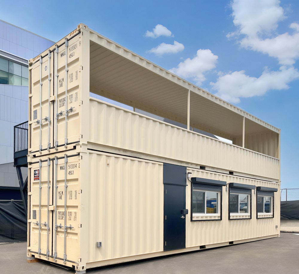 40&rsquo;HC VIP Area with Patio for the Oilers - Metro Container PTY LTD