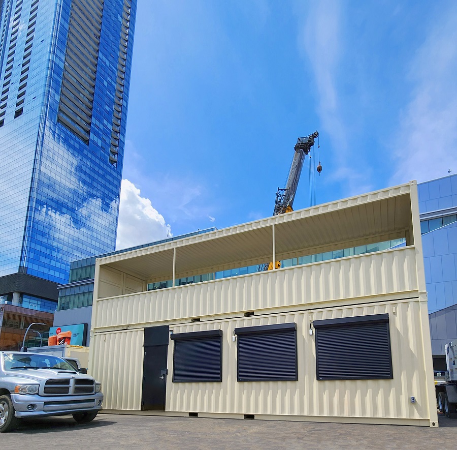 40&rsquo;HC VIP Area with Patio for the Oilers - Metro Container PTY LTD